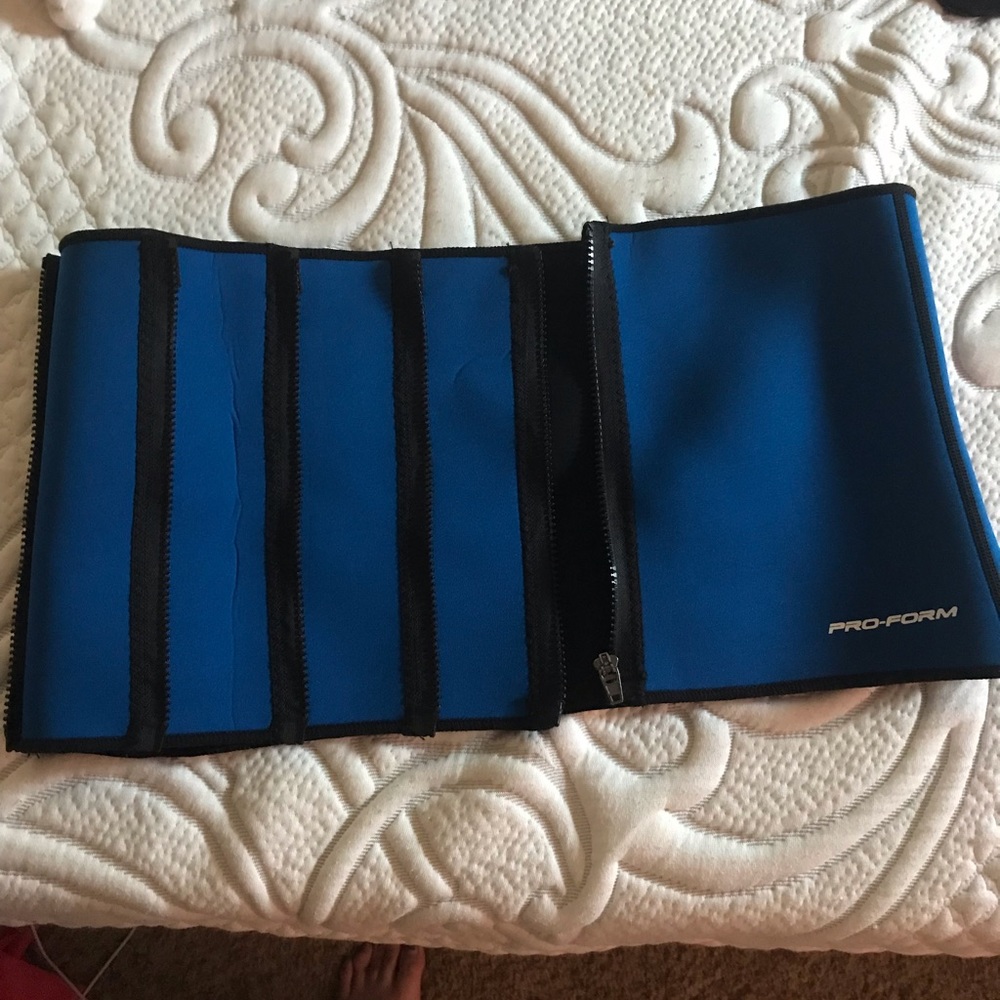 Waist trainer